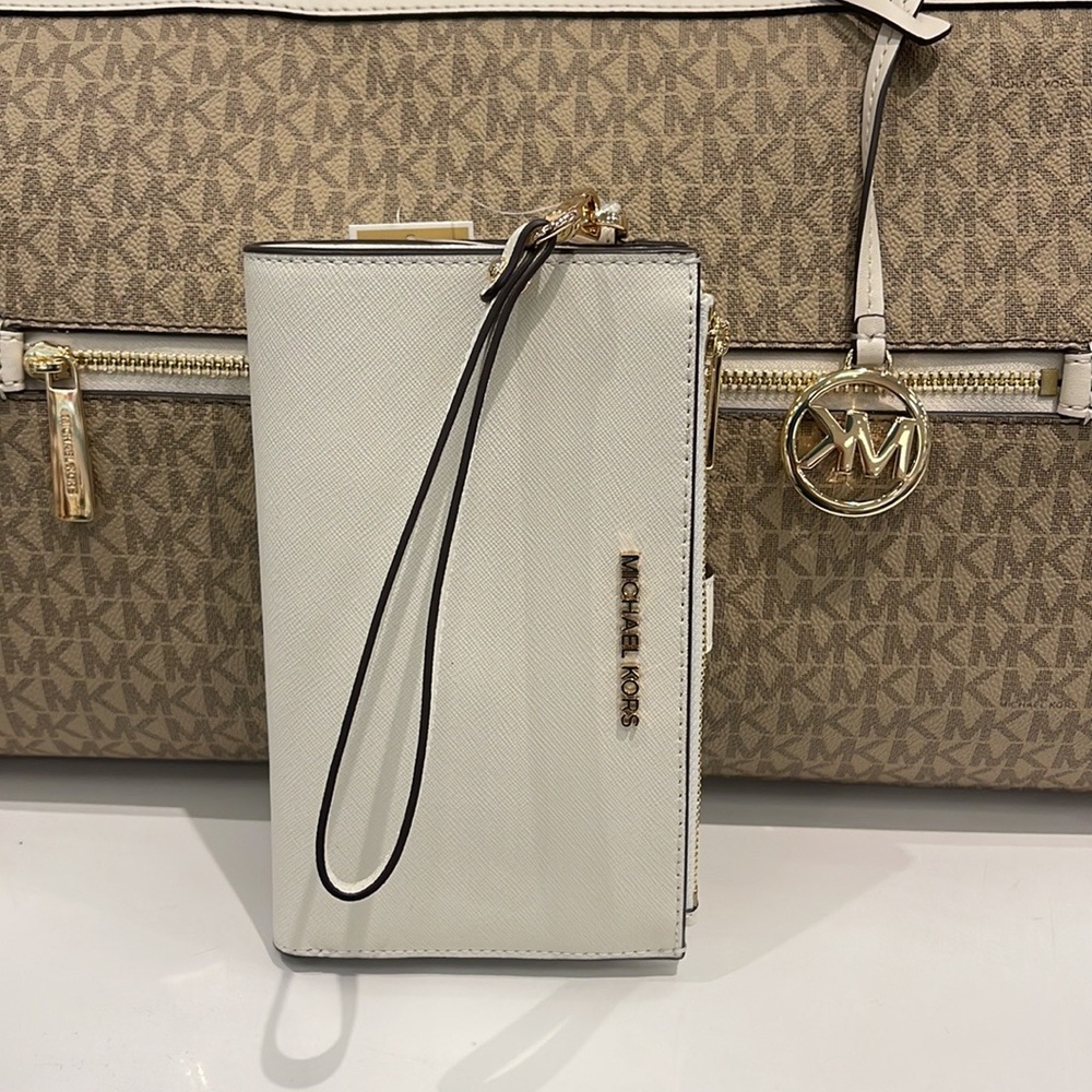 MICHAEL KORS LARGE DOUBLE ZIP WRISTLET WALLET PHONE CASE CLUTCH 
Optic White - Picture 12 of 16
